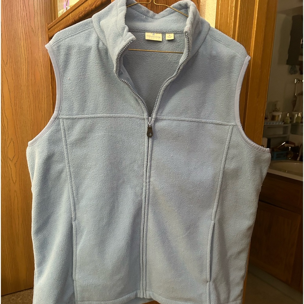Women’s vintage vest. Gray color. Never worn.